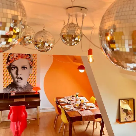 Apartment La Twiggy , 70's Vintage, Center Beauvais